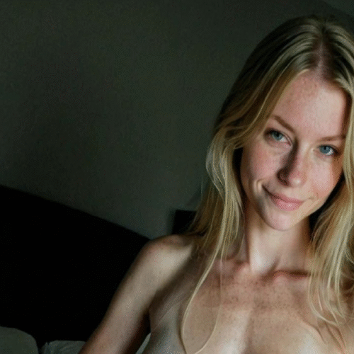 Hillary, "Photographie", 2024    /    15 x 20