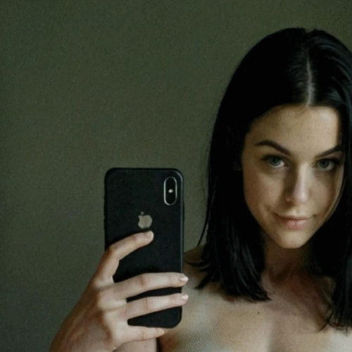 Lizzie, "Photographie", 2024    /    15 x 20